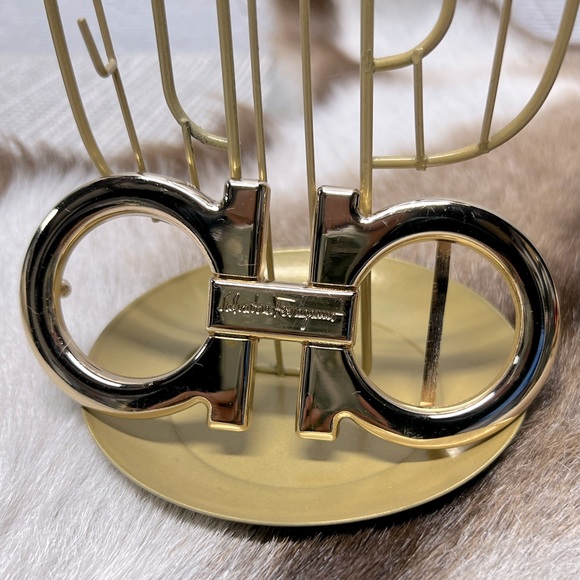 Salvatore Ferragamo Other - Salvatore Ferragamo Gold Peg-In Hole Closure Buckle made in Italy 4.5”x2”